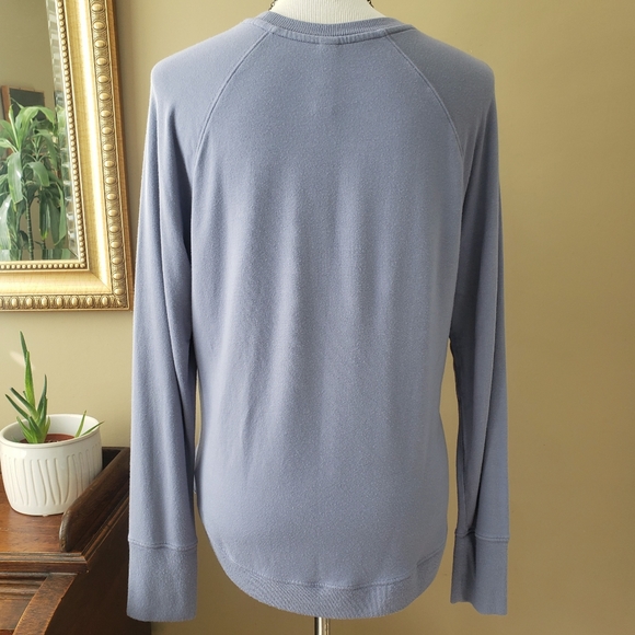 ATHLETA Mindset Sweatshirt in Tempest Violet Grey Purple Tulip Hem Size Medium - Picture 7 of 12